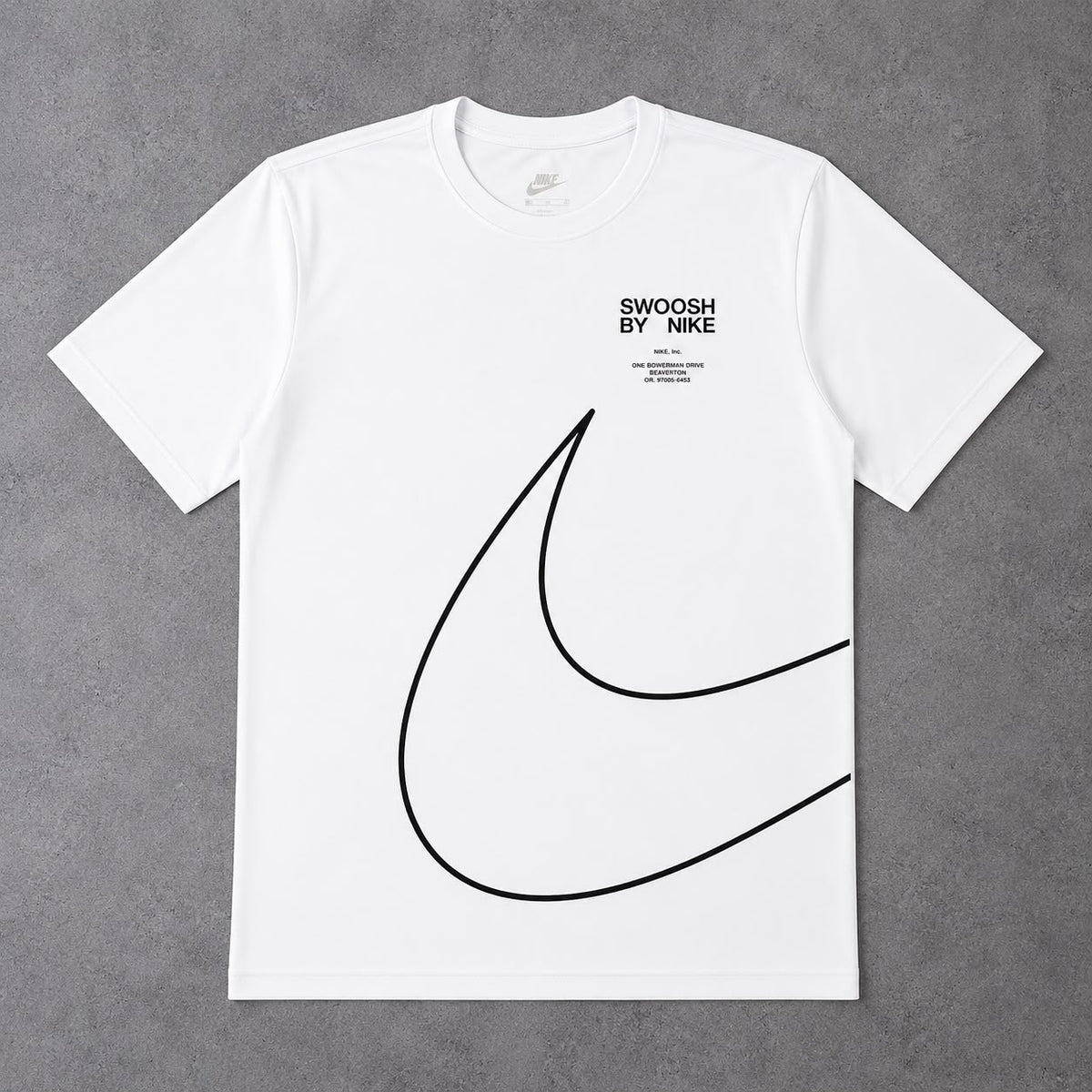 CAMISETA: NIKE MINI SWOOSH - BRANCA
